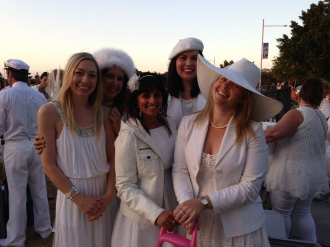 With our dinner companions ... Brigid, Marysia, Jane and Jennifer. 