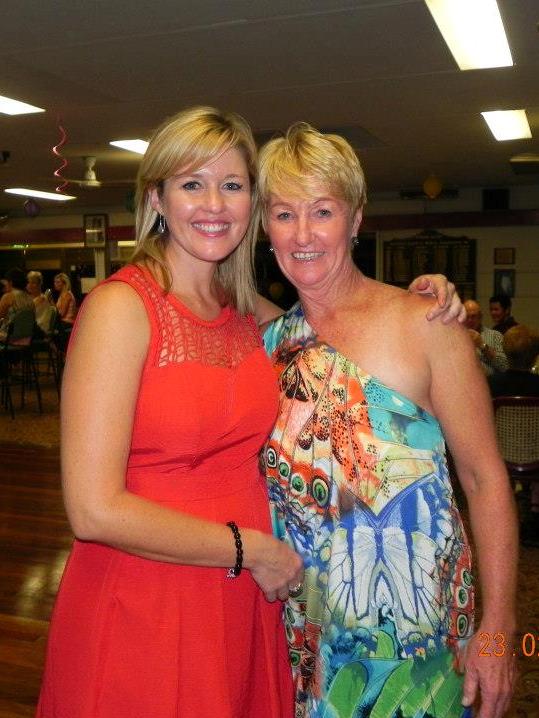 Di with daughter Leanne.