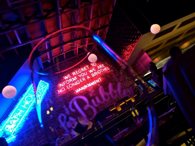 Les Bubbles, Fortitude Valley 11