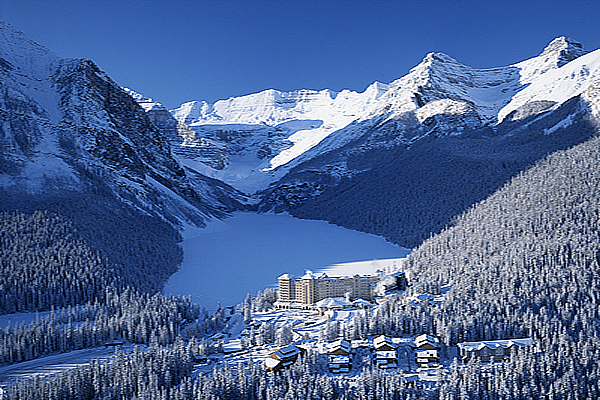 Winter Lake Louise