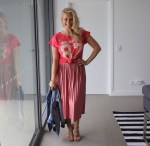 Pleated_skirt_casual_tshirt