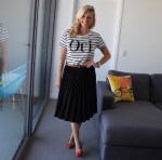 Black_pleated_skirt_oui_striped_tee